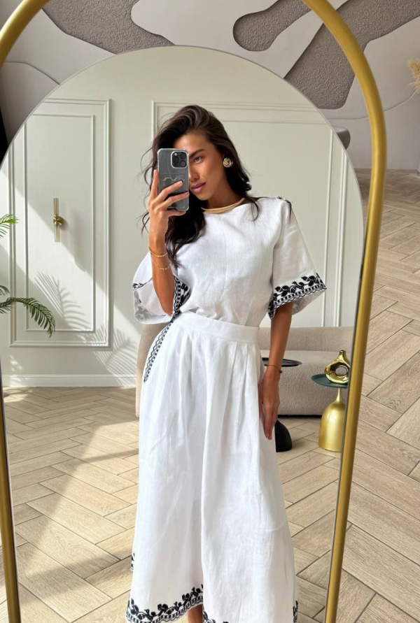 Костюм Eamon milk