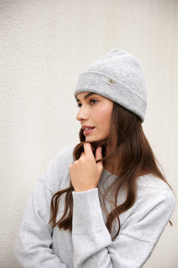 Шапка Jasmine grey