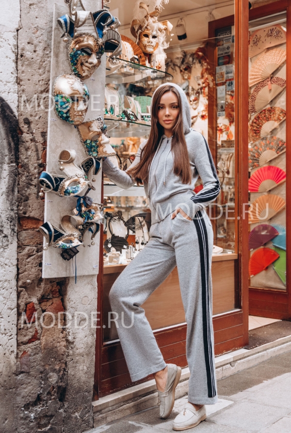 Костюм Dalia Grey